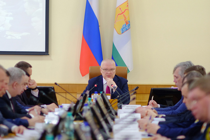 В Кировской области с семьями участников СВО будут заключать социальный военный контракт.