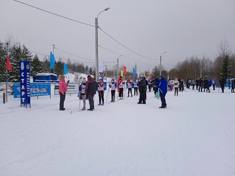 25 января в городе Кирово-Чепецке, на лыжном стадионе «Карпаты», прошли соревнования окружного этапа областных соревнований по лыжным гонкам «Пионерская правда».