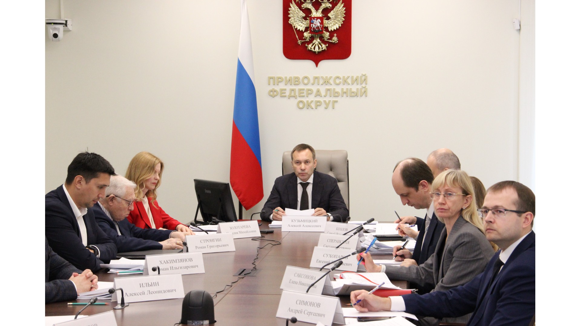 На окружном уровне обсудили роль среднего профессионального образования и целевого обучения в обеспечении кадровой потребности.