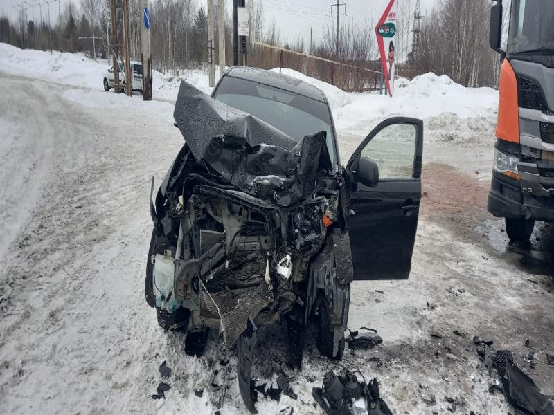 Автоинспекторы напоминают водителям транспортных средств о предельной внимательности за рулем.