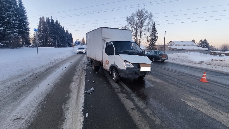 Напоминаем водителям о соблюдении правил безопасности при перевозке детей в автомобиле.