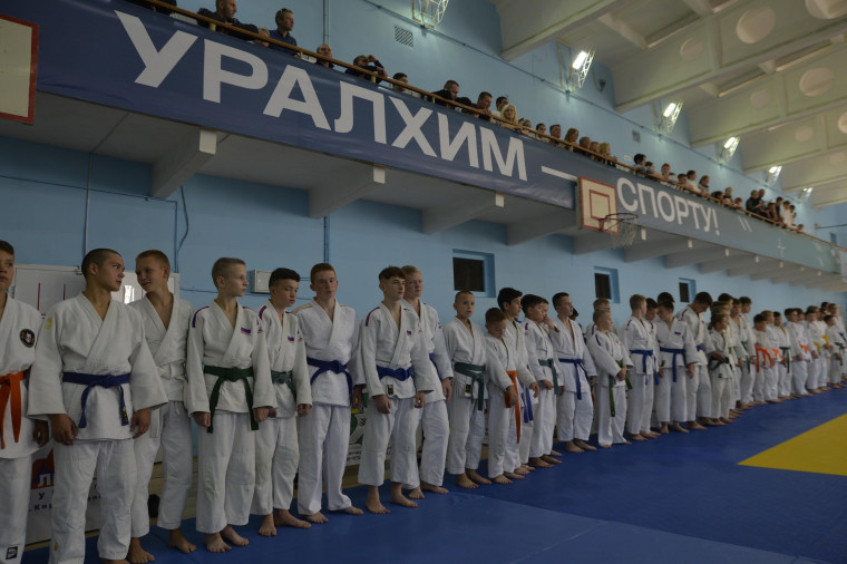 Сегодня в Кирово-Чепецке в рамках празднования Дня города прошел открытый XIV командный турнир по дзюдо памяти капитана ФСБ Дениса Плетнева. Сегодня в Кирово-Чепецке в рамках празднования Дня города прошел открытый XIV командный турнир по дзюдо памяти капитана ФСБ Дениса Плетнева.