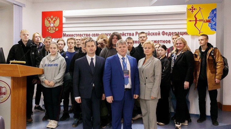 Профнавигатор: как стать космонавтом?. Профнавигатор: как стать космонавтом?.