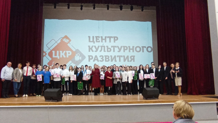 Проекты, которые сделают жизнь интереснее, а людей добрее. Проекты, которые сделают жизнь интереснее, а людей добрее.