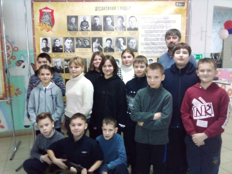 Правду о героической судьбе нашего народа обязан знать каждый. Правду о героической судьбе нашего народа обязан знать каждый.