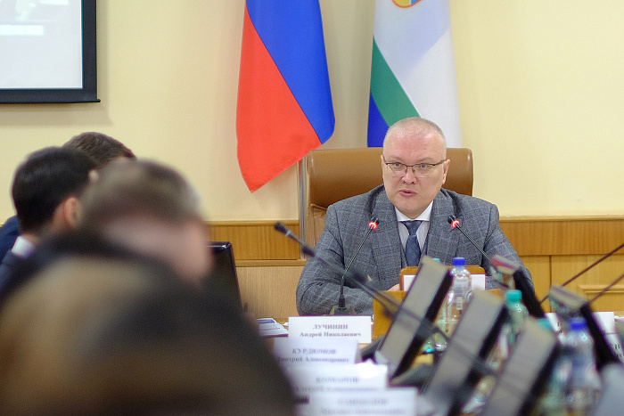 В Кировской области расширят меры поддержки семей военнослужащих. В Кировской области расширят меры поддержки семей военнослужащих.