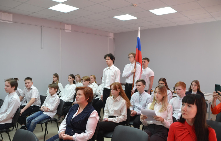 Еще в трех образовательных учреждениях города Кирово-Чепецка открыты отделения Движения первых!. Еще в трех образовательных учреждениях города Кирово-Чепецка открыты отделения Движения первых!.