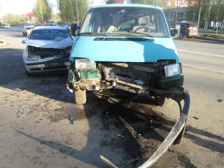 С начала мая на дорогах города Кирово-Чепецка и района травмы получили 3 человека. С начала мая на дорогах города Кирово-Чепецка и района травмы получили 3 человека.